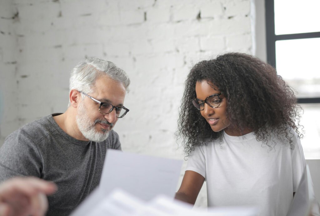 comp&eacute;tences en gestion de projet, leadership, et communication.